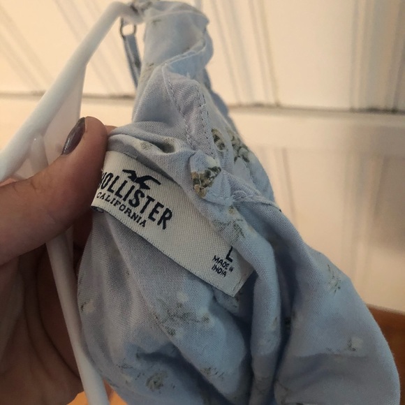 Hollister Tank - Picture 3 of 3